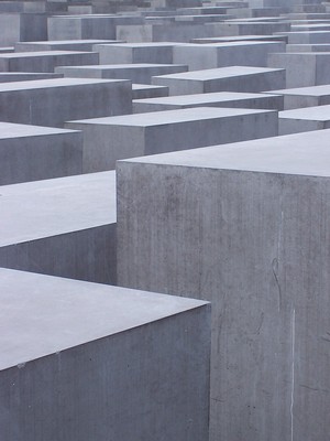Denkmal_für_die_ermordeten_Juden_Europas_.jpg