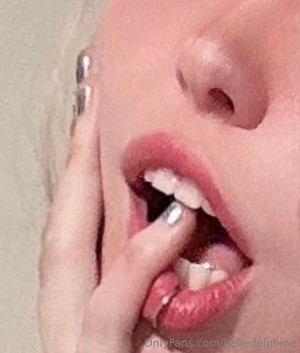 belledelphine.jpg